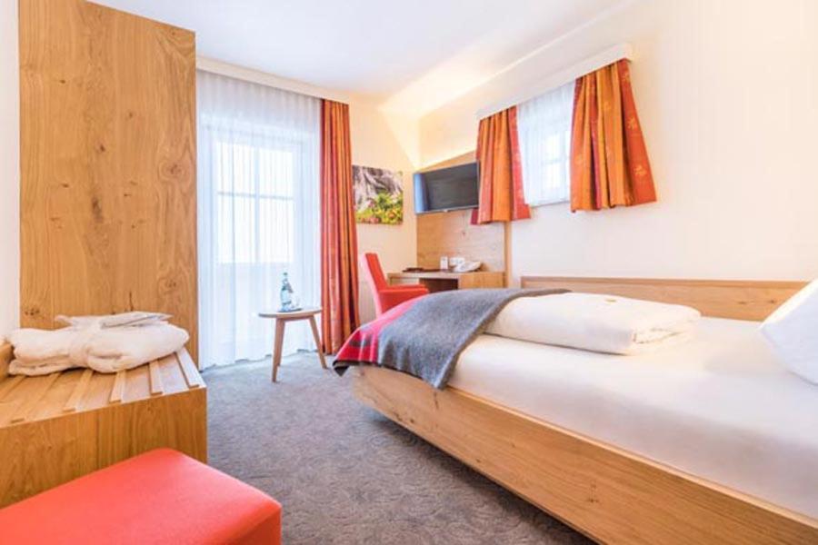Hotel Alpenland Обертауерн Екстериор снимка
