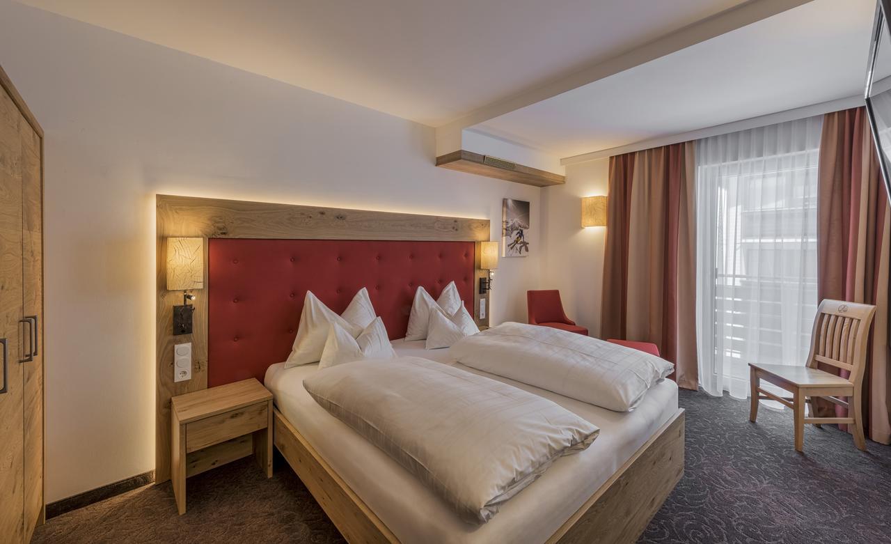 Hotel Alpenland Обертауерн Екстериор снимка