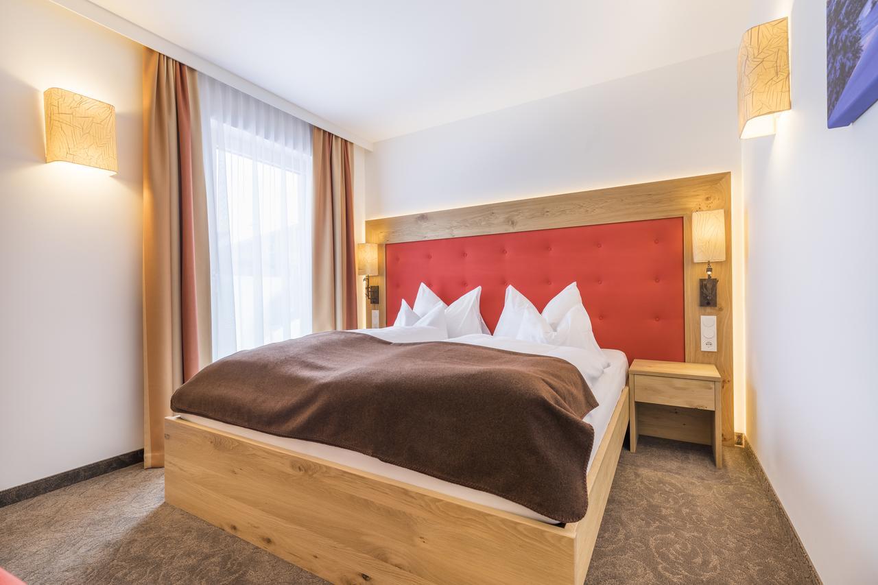 Hotel Alpenland Обертауерн Екстериор снимка
