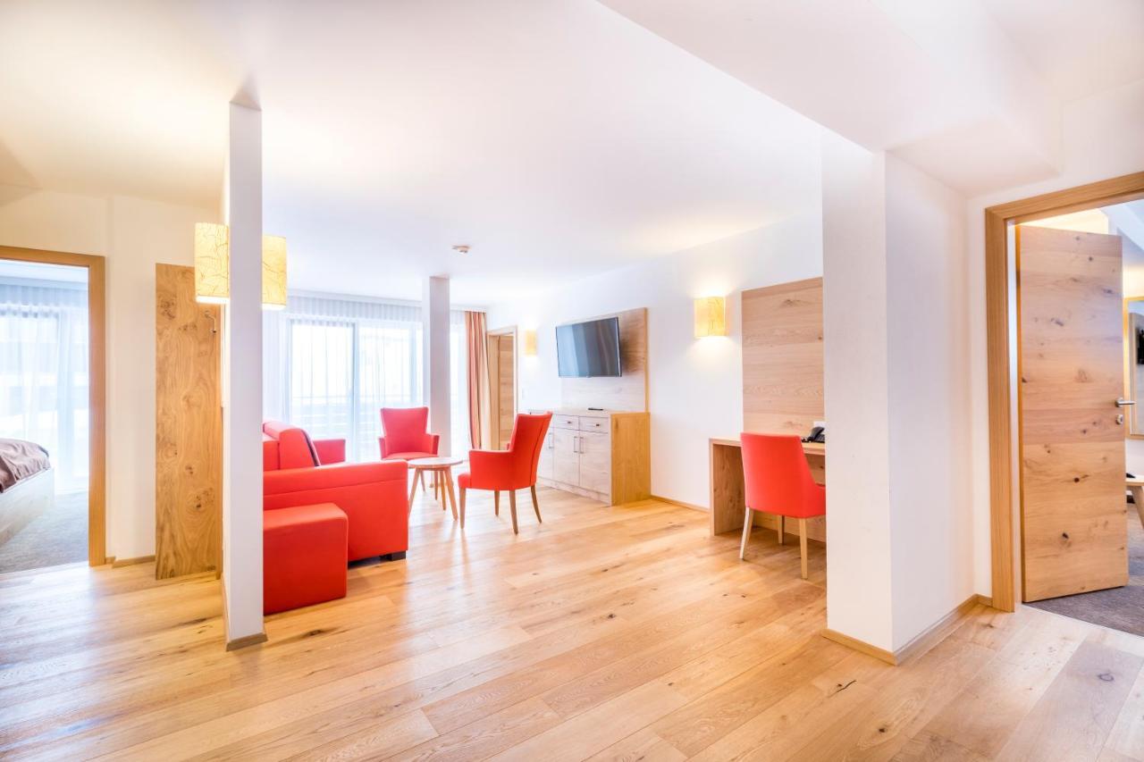 Hotel Alpenland Обертауерн Екстериор снимка